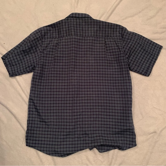 👕 “Executive fit” Short Sleeved Button Up Shirt - Picture 3 of 3
